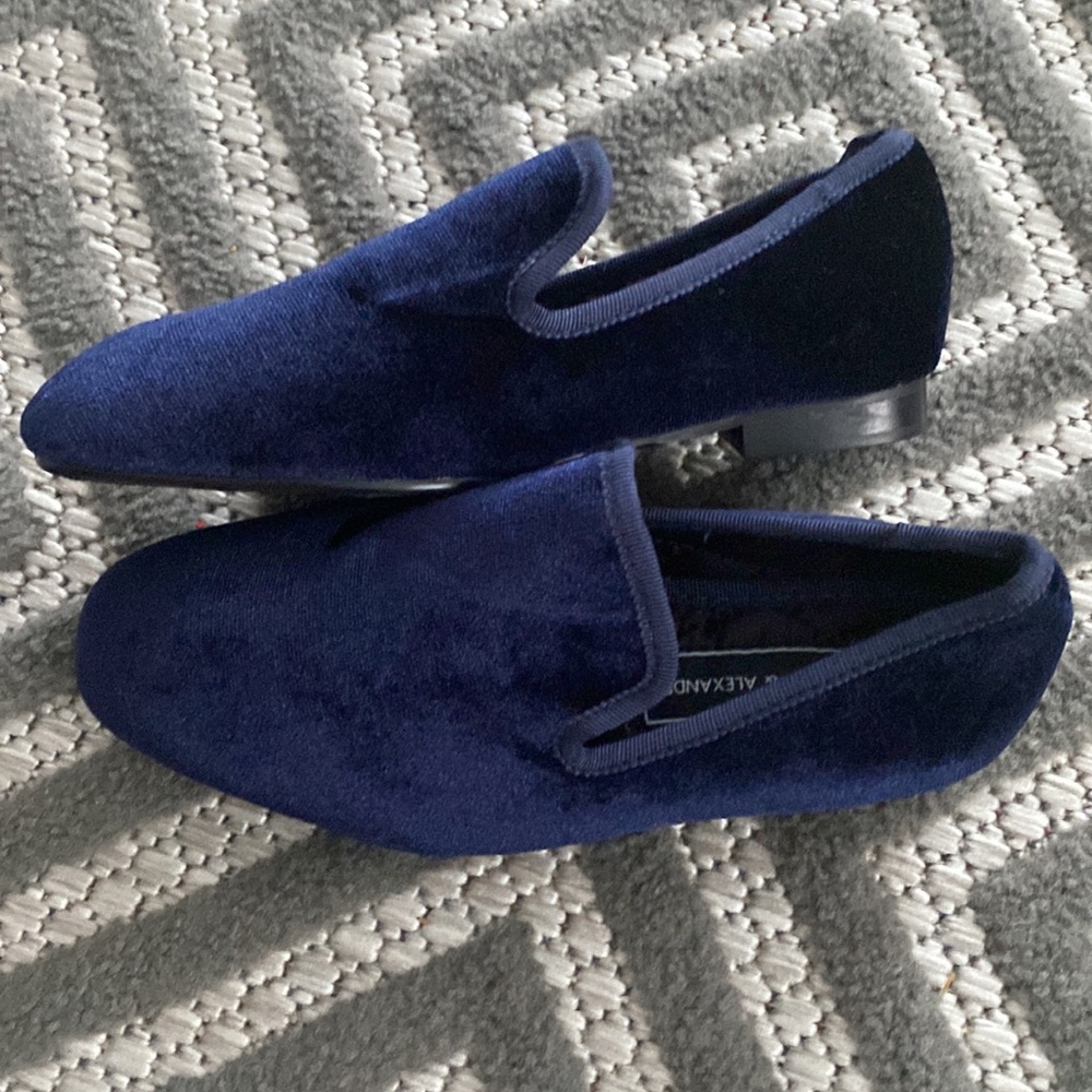 Boys Navy Blue handmade velvet slip on loafer fashionable
